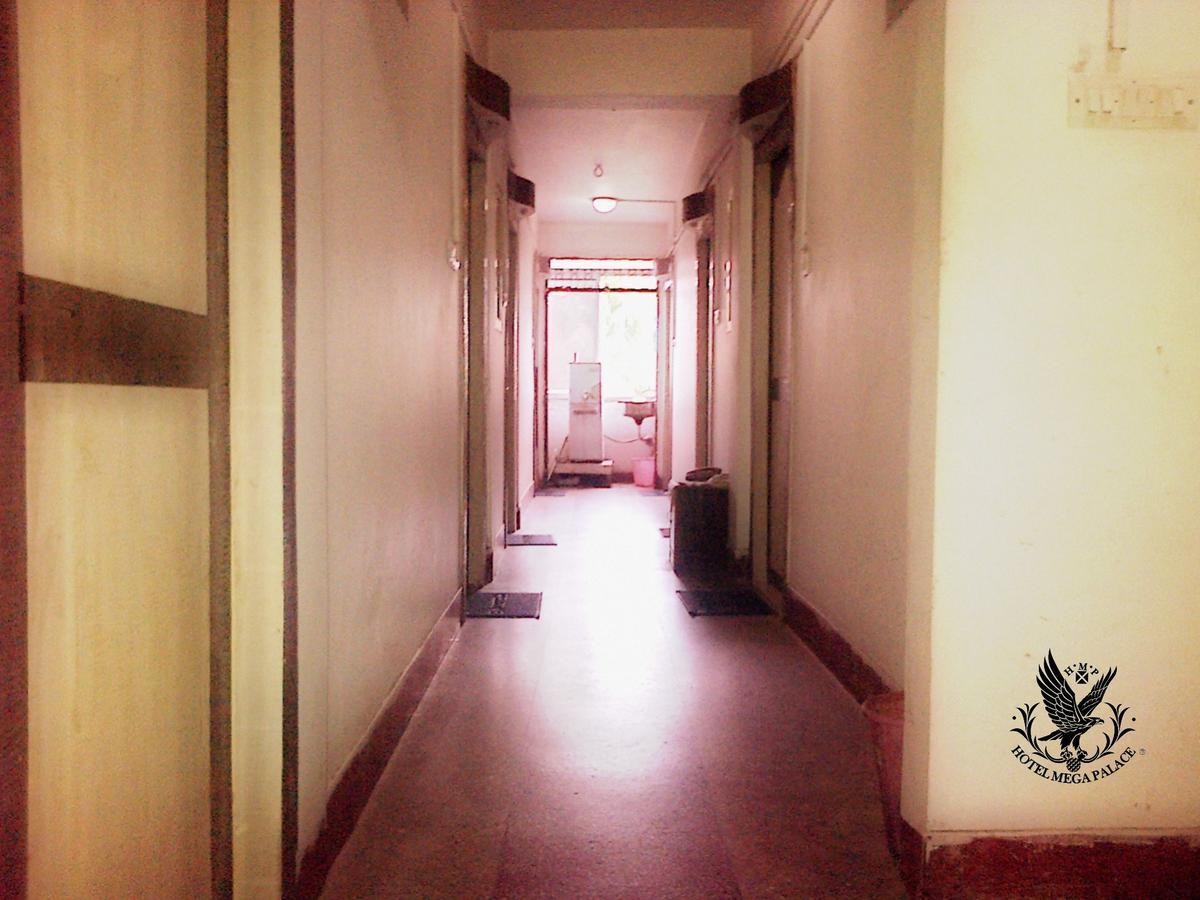 Hotel Mega Palace Patna  Exterior foto